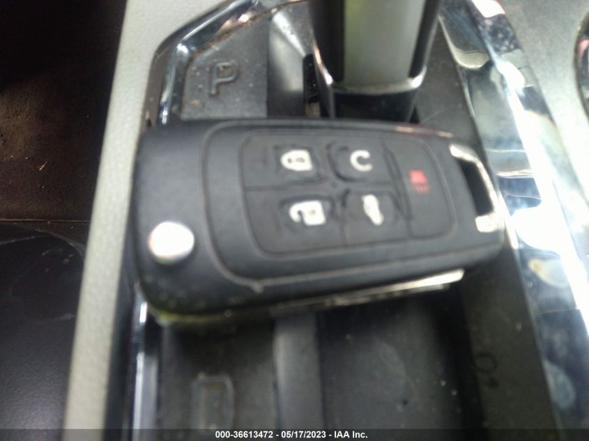 2015 GMC TERRAIN SLT - 2GKFLYE32F6102861