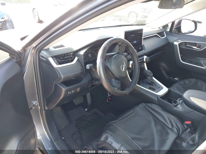 VIN 2T3P1RFV8PC329944 2023 TOYOTA RAV4 XLE