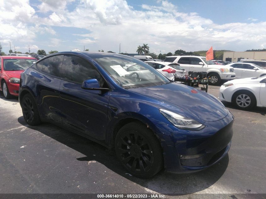 2022 TESLA MODEL Y LONG RANGE - 7SAYGAEE9NF425110