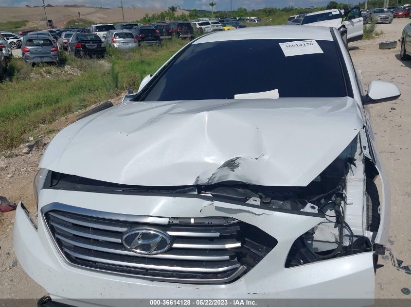 2015 HYUNDAI SONATA 2.4L SE - 5NPE24AF7FH147017