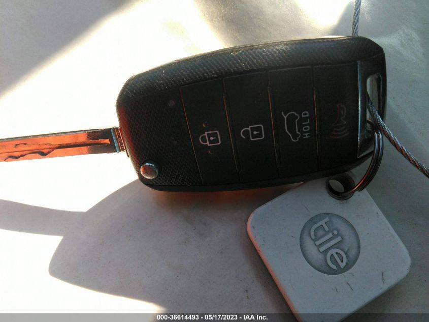 2016 KIA SPORTAGE LX - KNDPBCAC4G7835829