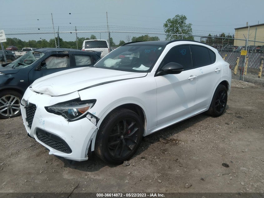 VIN ZASPAKBN3L7C87370 2020 ALFA ROMEO STELVIO TI SPORT