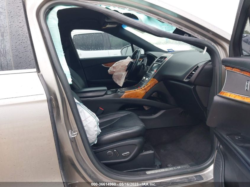 2017 LINCOLN MKX SELECT - 2LMPJ6KRXHBL18499