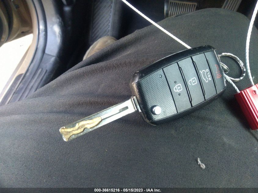 2014 KIA SOUL + - KNDJP3A54E7019760