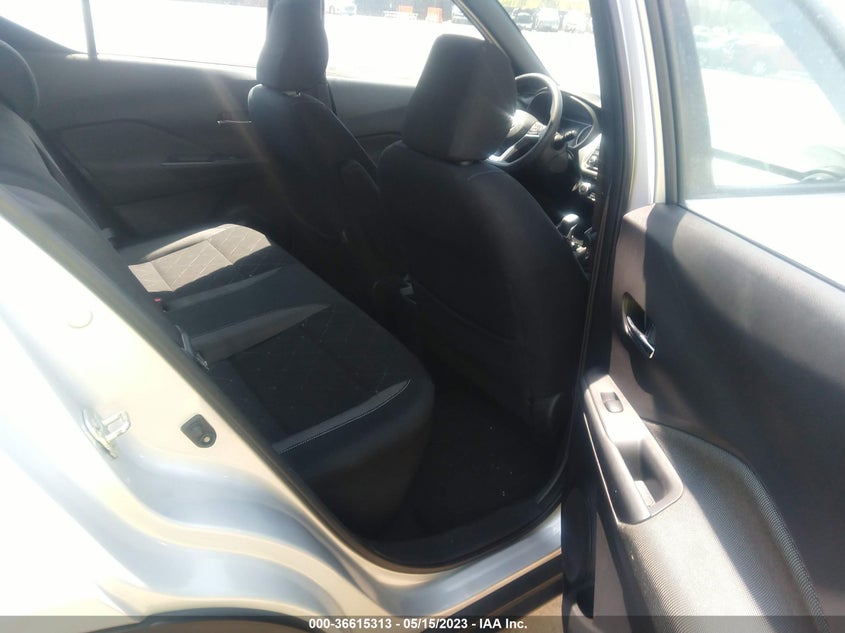 VIN 3N1CP5CU7KL535159 2019 NISSAN KICKS SV