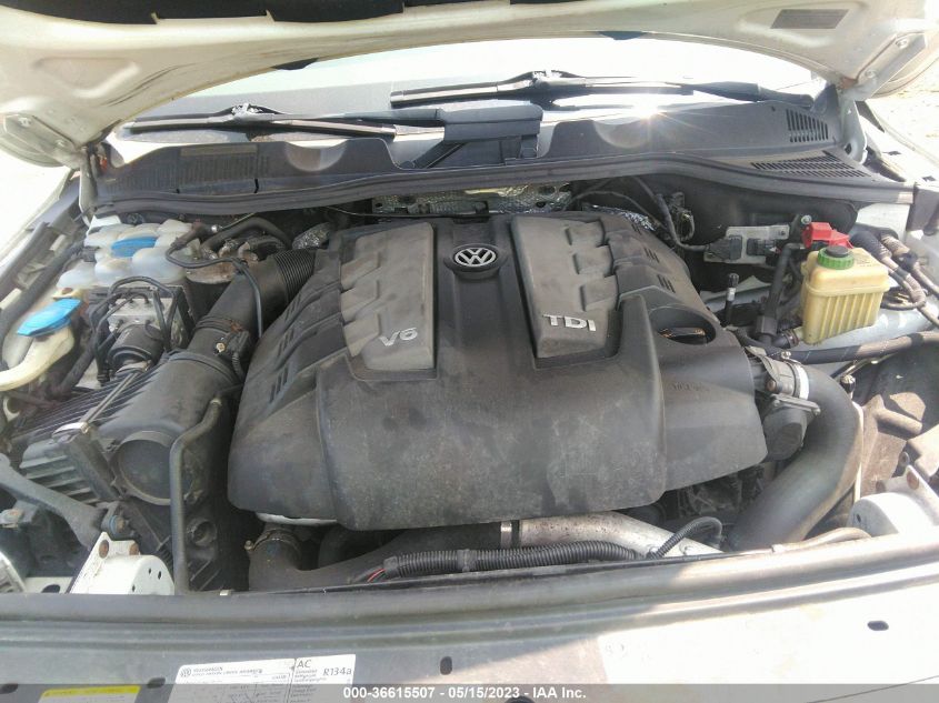 2013 VOLKSWAGEN TOUAREG LUX WVGEP9BP0DD007511