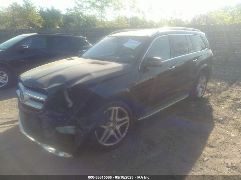 2016 MERCEDES-BENZ GL GL 550 - 4JGDF7DE7GA639183