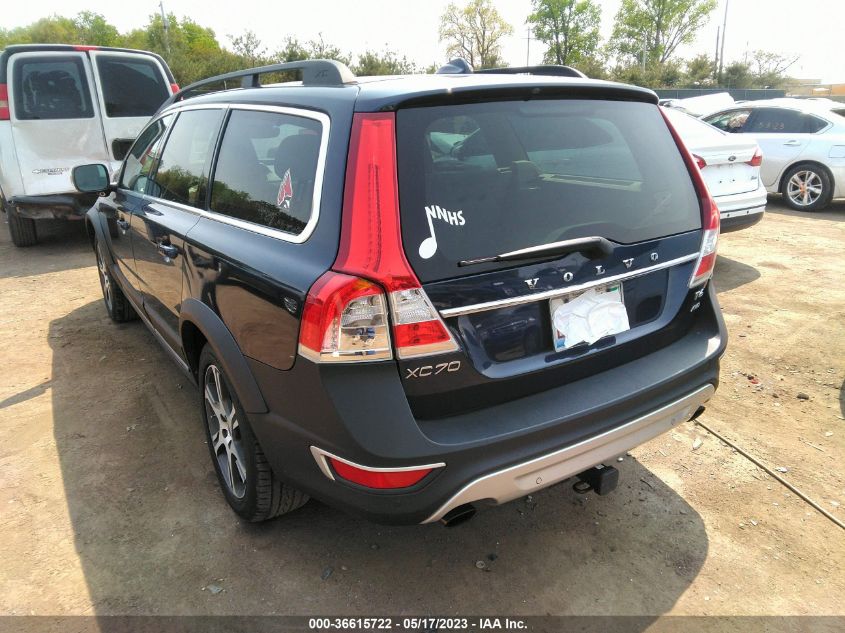 2015 VOLVO XC70 T6 YV4902NK8F1212366