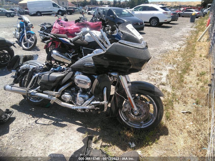 2011 HARLEY-DAVIDSON FLTRUSE 1HD1TA833BB959186
