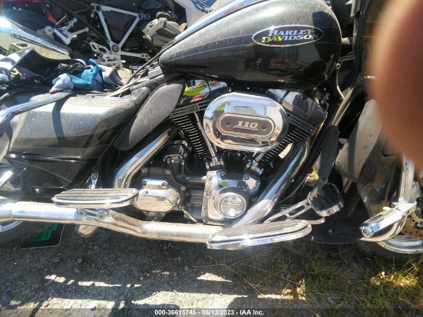 2011 HARLEY-DAVIDSON FLTRUSE 1HD1TA833BB959186