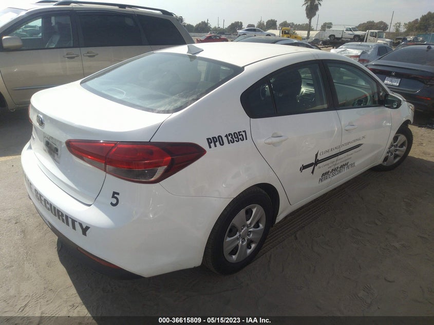 VIN 3KPFK4A71HE045331 2017 KIA FORTE LX