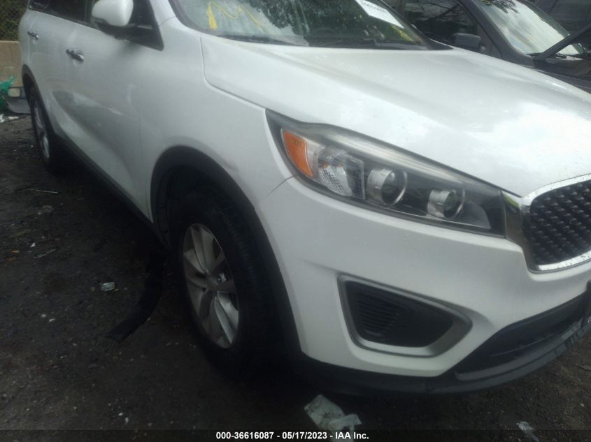 2018 KIA SORENTO LX - 5XYPG4A33JG352074