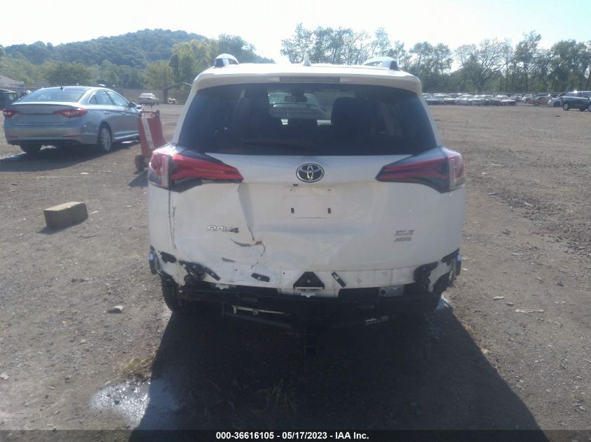 2017 TOYOTA RAV4 XLE - JTMRFREV8HJ715919