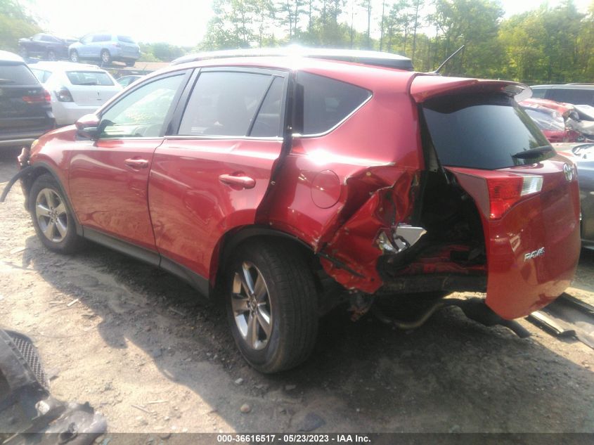 2015 TOYOTA RAV4 XLE - JTMRFREV3FD114073