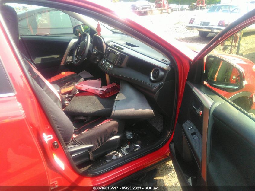 2015 TOYOTA RAV4 XLE - JTMRFREV3FD114073