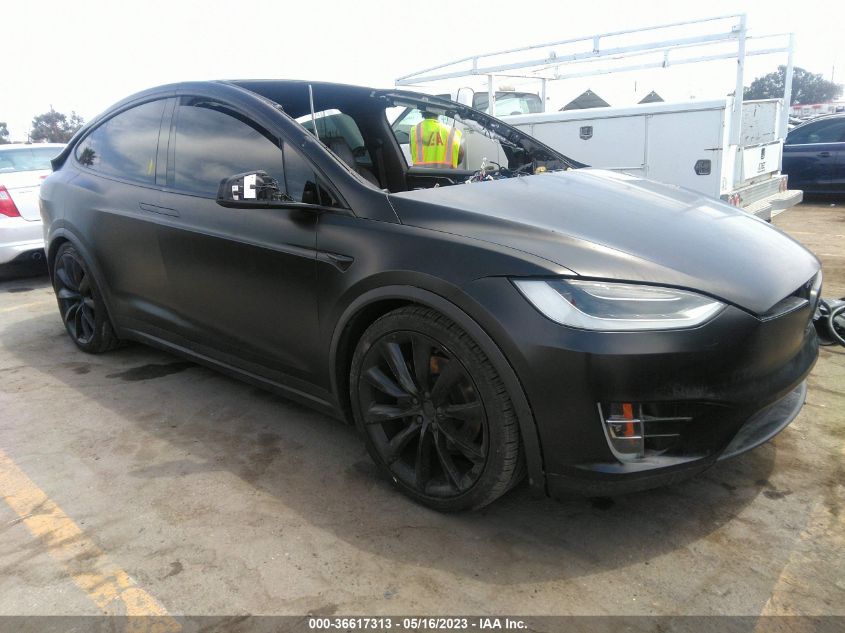 2018 TESLA MODEL X 75D/100D/P100D - 5YJXCAE2XJF123491
