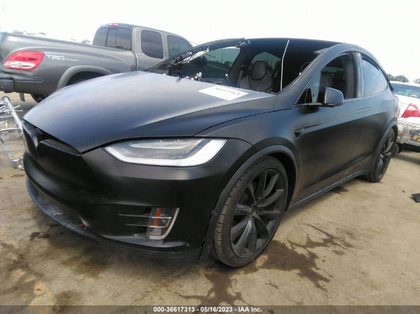 2018 TESLA MODEL X 75D/100D/P100D - 5YJXCAE2XJF123491