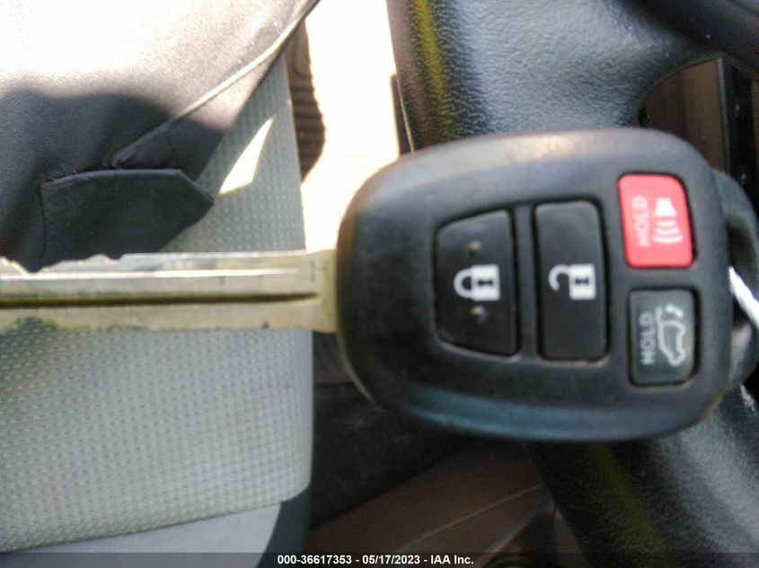 2016 TOYOTA RAV4 XLE - 2T3WFREV8GW254109