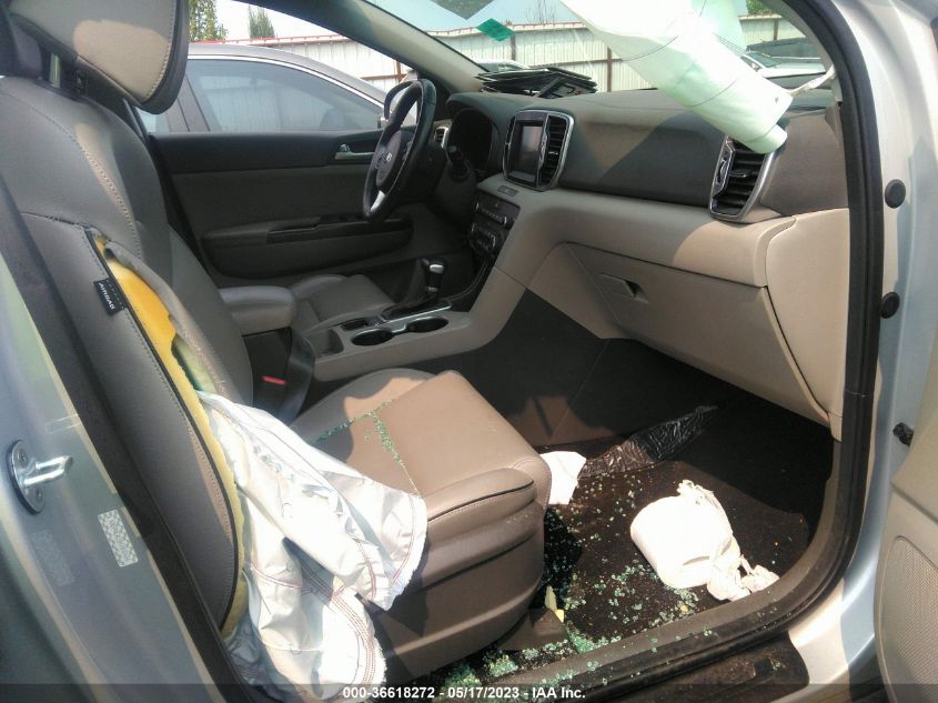 2017 KIA SPORTAGE EX - KNDPNCAC8H7080404