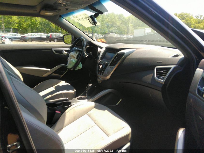 2013 HYUNDAI VELOSTER W/GRAY INT - KMHTC6AD3DU095334