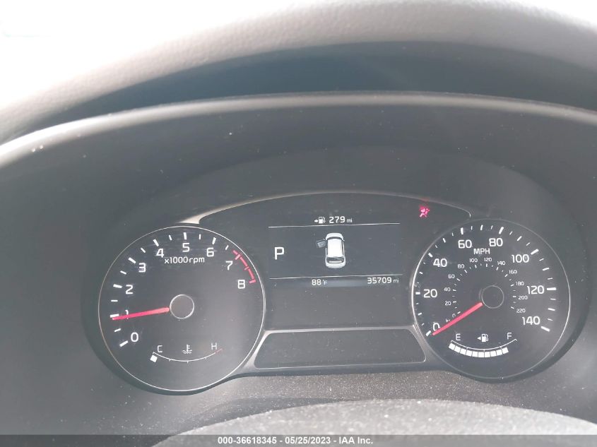 2017 KIA SOUL + - KNDJP3A54H7456579