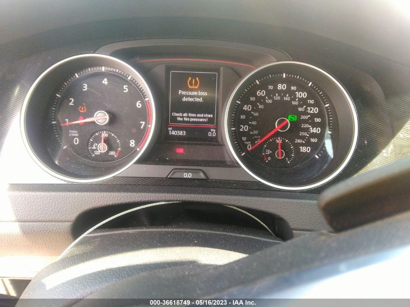 2017 VOLKSWAGEN GOLF GTI S/SE/AUTOBAHN/SPORT - 3VW4T7AU2HM072598