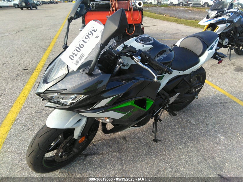 VIN ML5EXEM14NDA59776 2022 KAWASAKI EX650 M