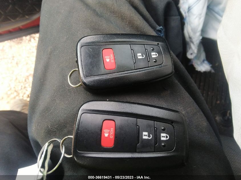 2021 TOYOTA RAV4 XLE - 2T3W1RFV4MC089573