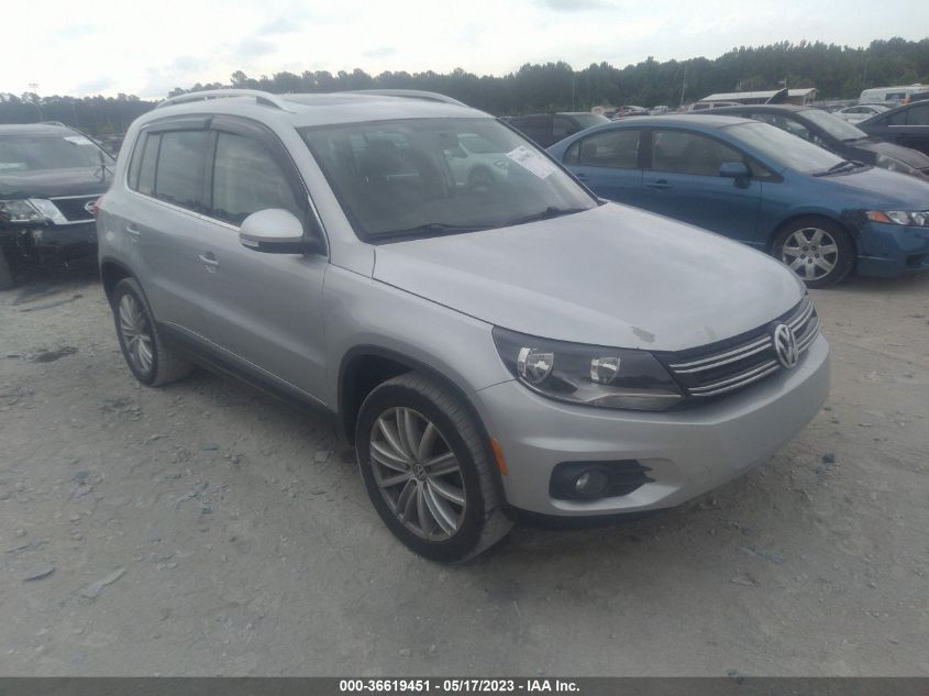 2013 VOLKSWAGEN TIGUAN SE W/SUNROOF & NAV - WVGAV3AX6DW571333