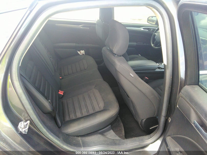VIN 3FA6P0H70JR111145 2018 FORD FUSION SE