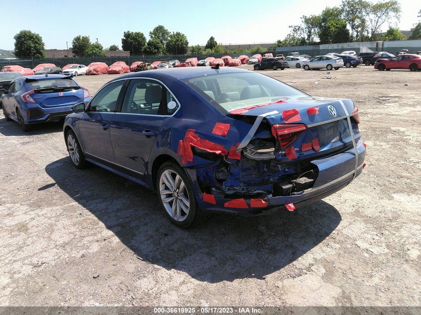 VIN 1VWCT7A32HC063503 2017 VOLKSWAGEN PASSAT 1.8T SEL PREMIUM