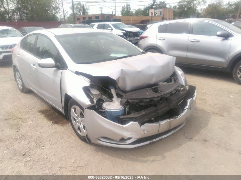 2015 KIA FORTE LX - KNAFK4A60F5391660