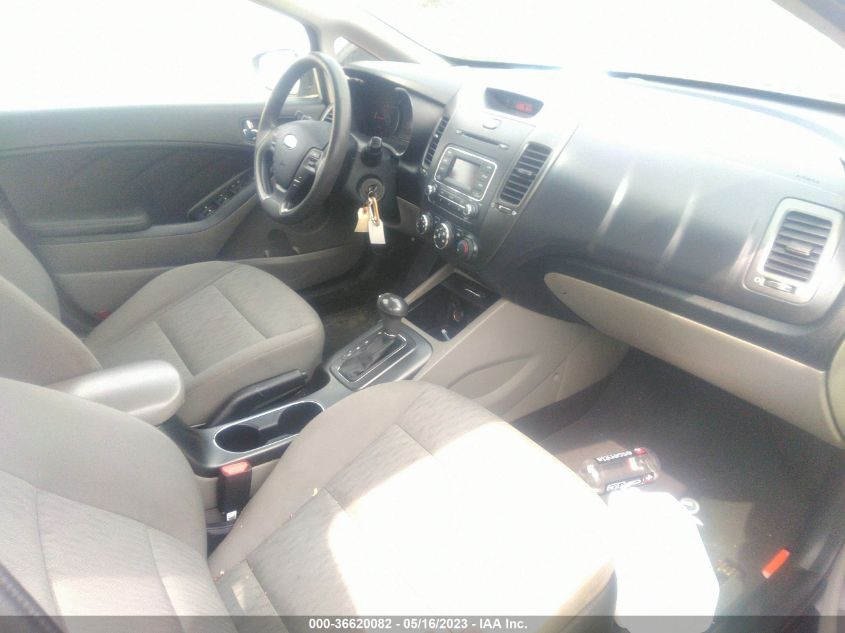 2015 KIA FORTE LX - KNAFK4A60F5391660