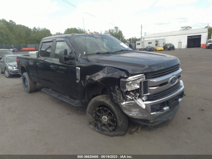 2017 FORD SUPER DUTY F-250 SRW LARIAT/PLATINUM - 1FT7W2B64HEC50379