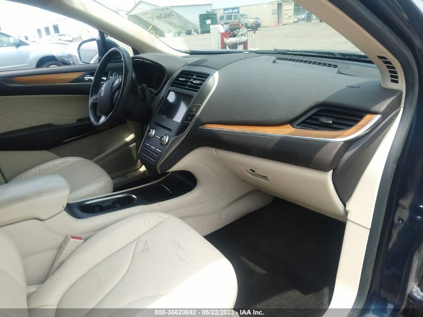 2016 LINCOLN MKC RESERVE - 5LMCJ3C97GUJ05555