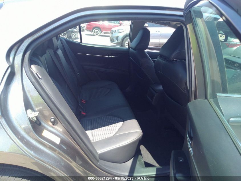 2018 TOYOTA CAMRY LE/SE/XLE/L - 4T1B11HK2JU552834