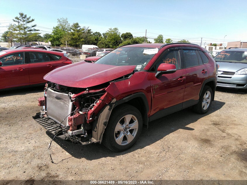 VIN 2T3P1RFV6MW233000 2021 TOYOTA RAV4 XLE