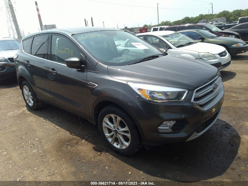 FORD-ESCAPE-1FMCU0GD2HUC37986