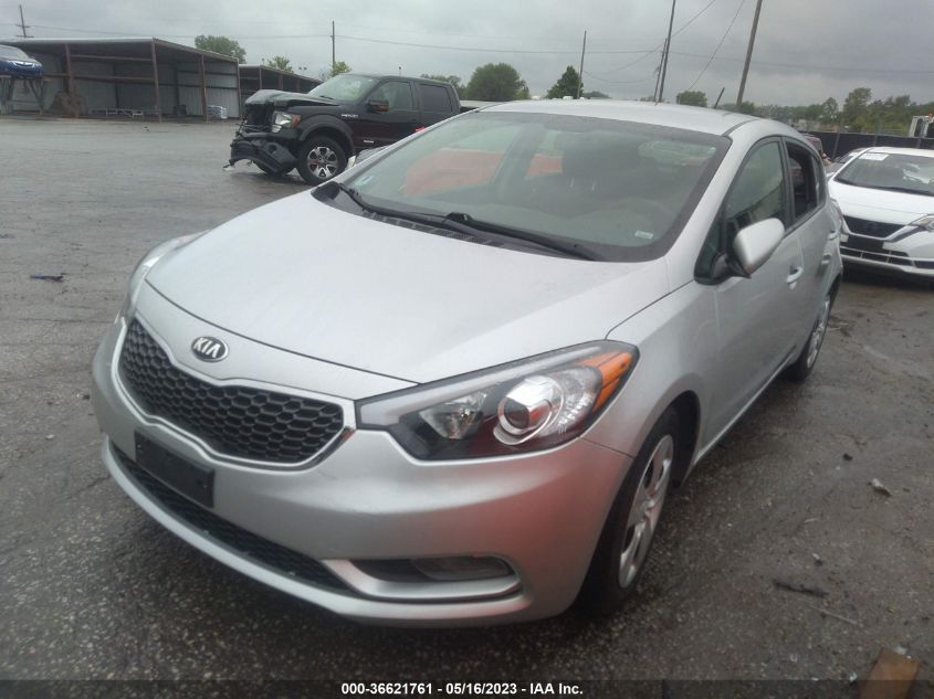 2016 KIA FORTE 5-DOOR LX - KNAFK5A86G5650547