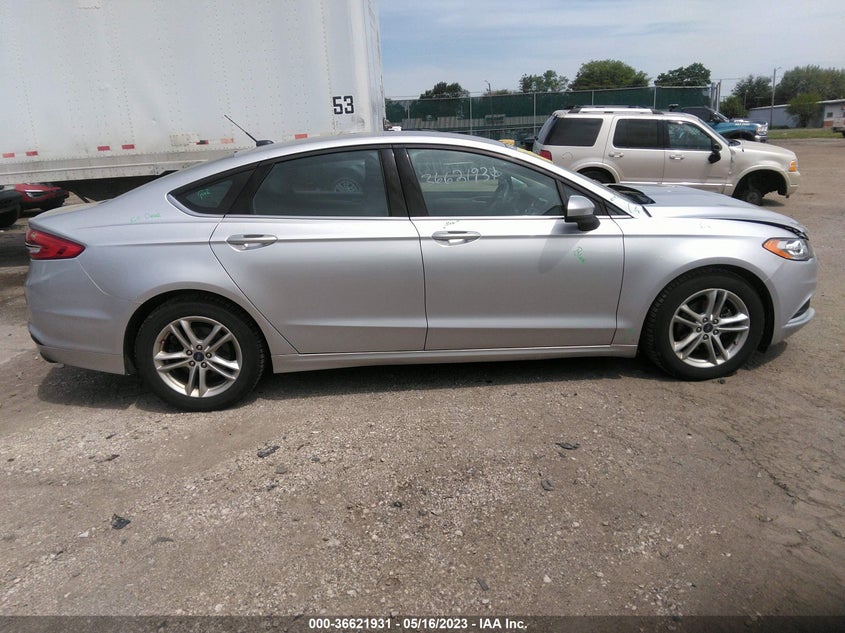 FORD FUSION SE 2018