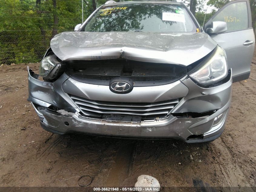 2014 HYUNDAI TUCSON SE - KM8JUCAG4EU895560
