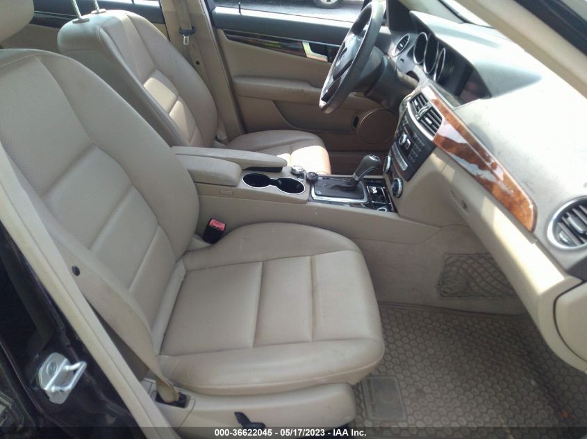 2013 MERCEDES-BENZ C-CLASS C 250 - WDDGF4HB0DR269021