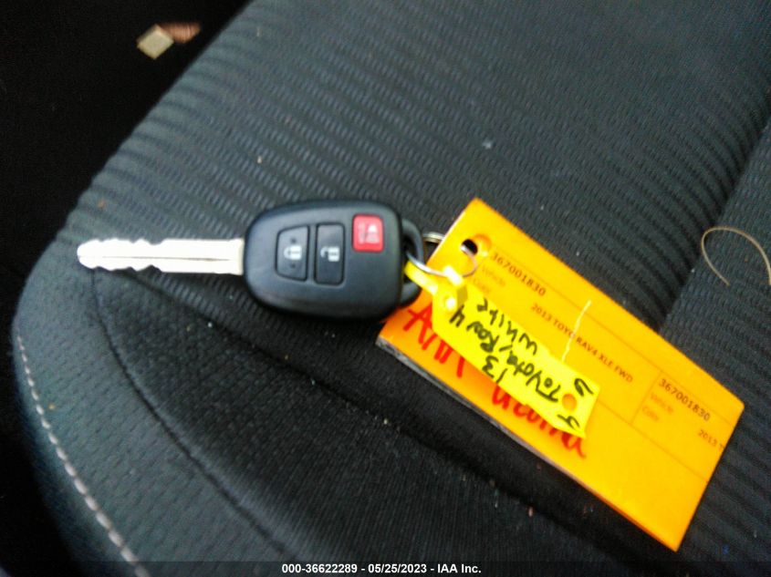 2013 TOYOTA RAV4 XLE - JTMWFREV7D5002452