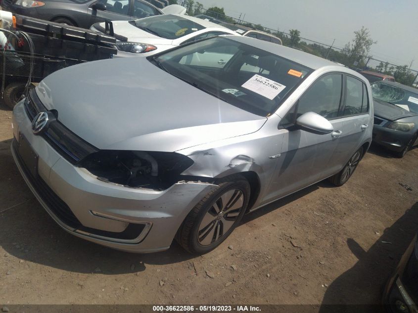 2016 VOLKSWAGEN E-GOLF SE - WVWKP7AU0GW913640