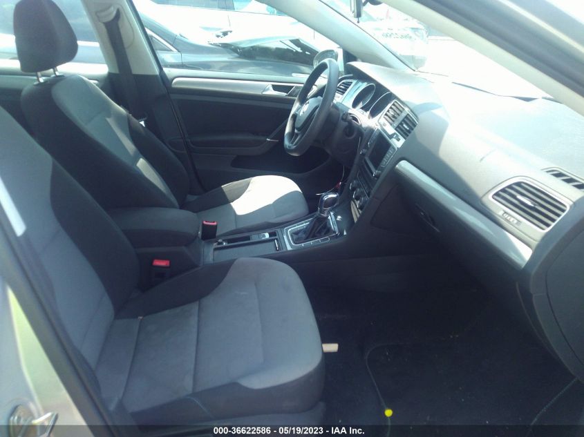 2016 VOLKSWAGEN E-GOLF SE - WVWKP7AU0GW913640