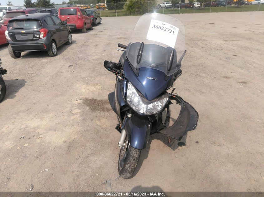 2004 HONDA ST1300 A JH2SC51504M200065