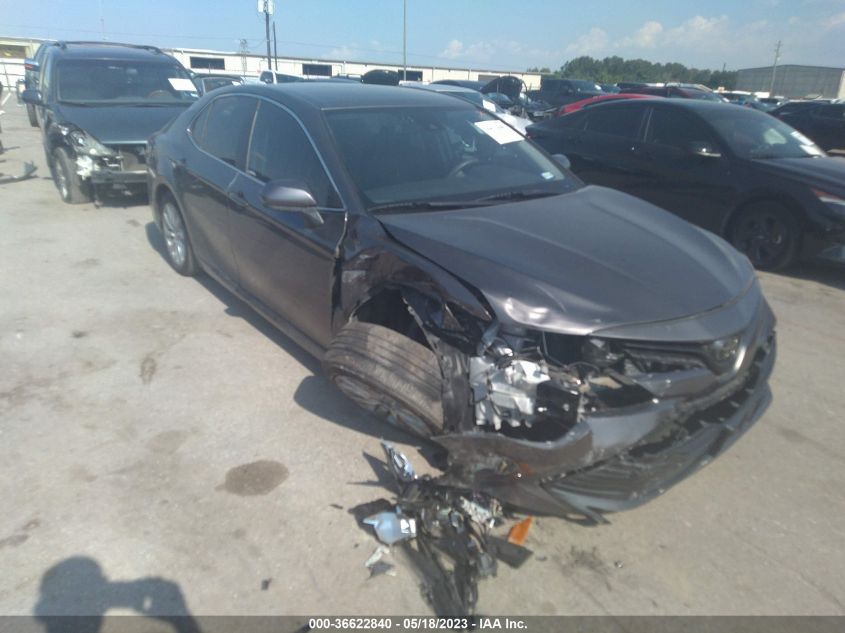 2020 TOYOTA CAMRY LE - 4T1C11AK7LU939199