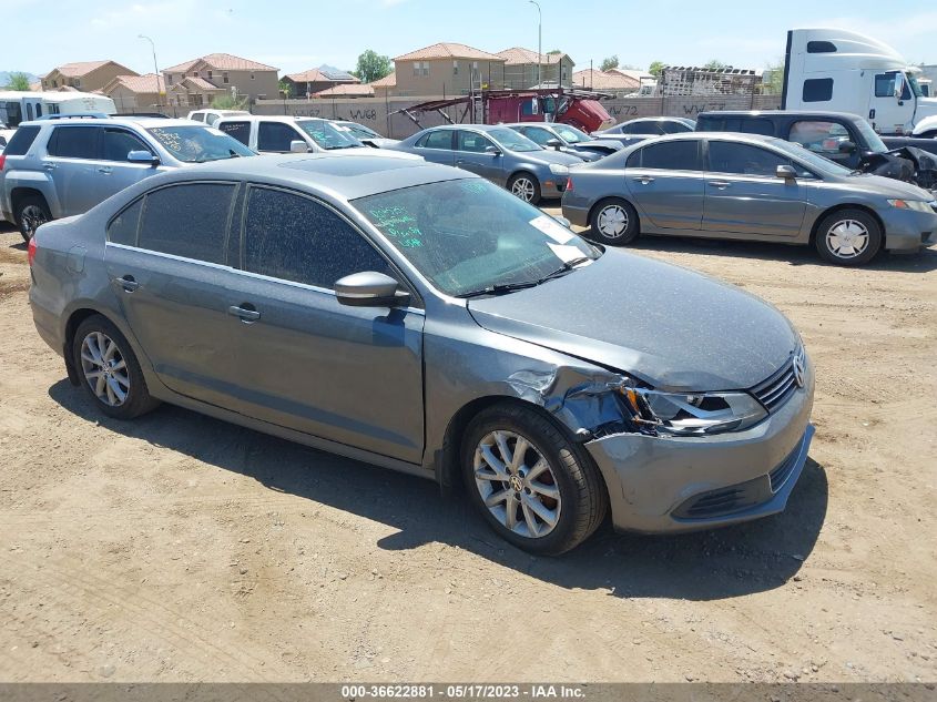 2014 VOLKSWAGEN JETTA SEDAN SE - 3VWD17AJXEM392324