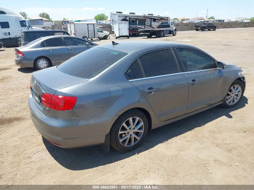2014 VOLKSWAGEN JETTA SEDAN SE - 3VWD17AJXEM392324