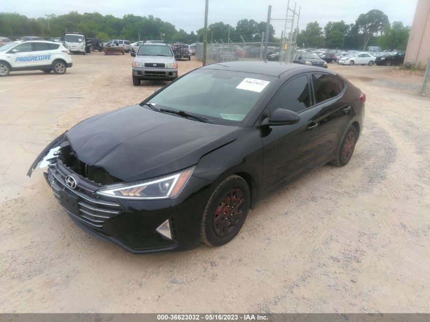 2019 HYUNDAI ELANTRA SE - 5NPD74LF9KH438901